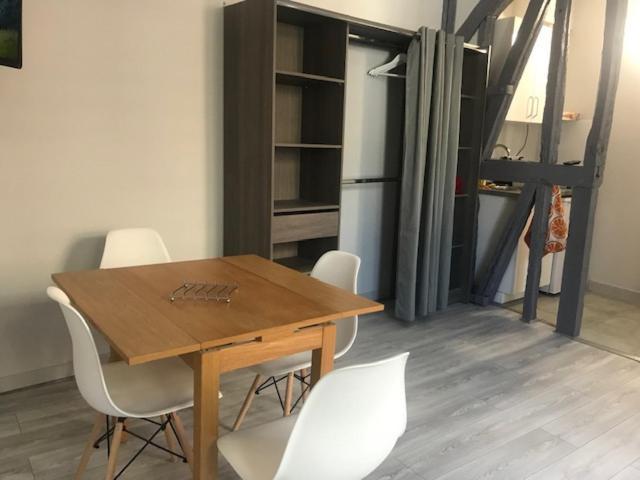Apartament Vieux Marche Rouen Zewnętrze zdjęcie