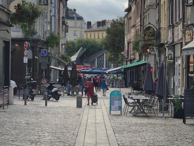 Apartament Vieux Marche Rouen Zewnętrze zdjęcie